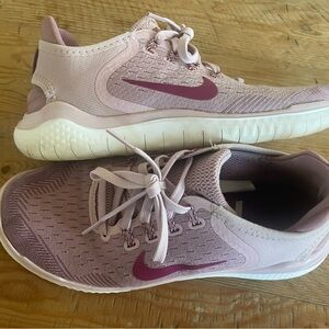 *SOLD* Nike Women's Light Purple tennis shoe